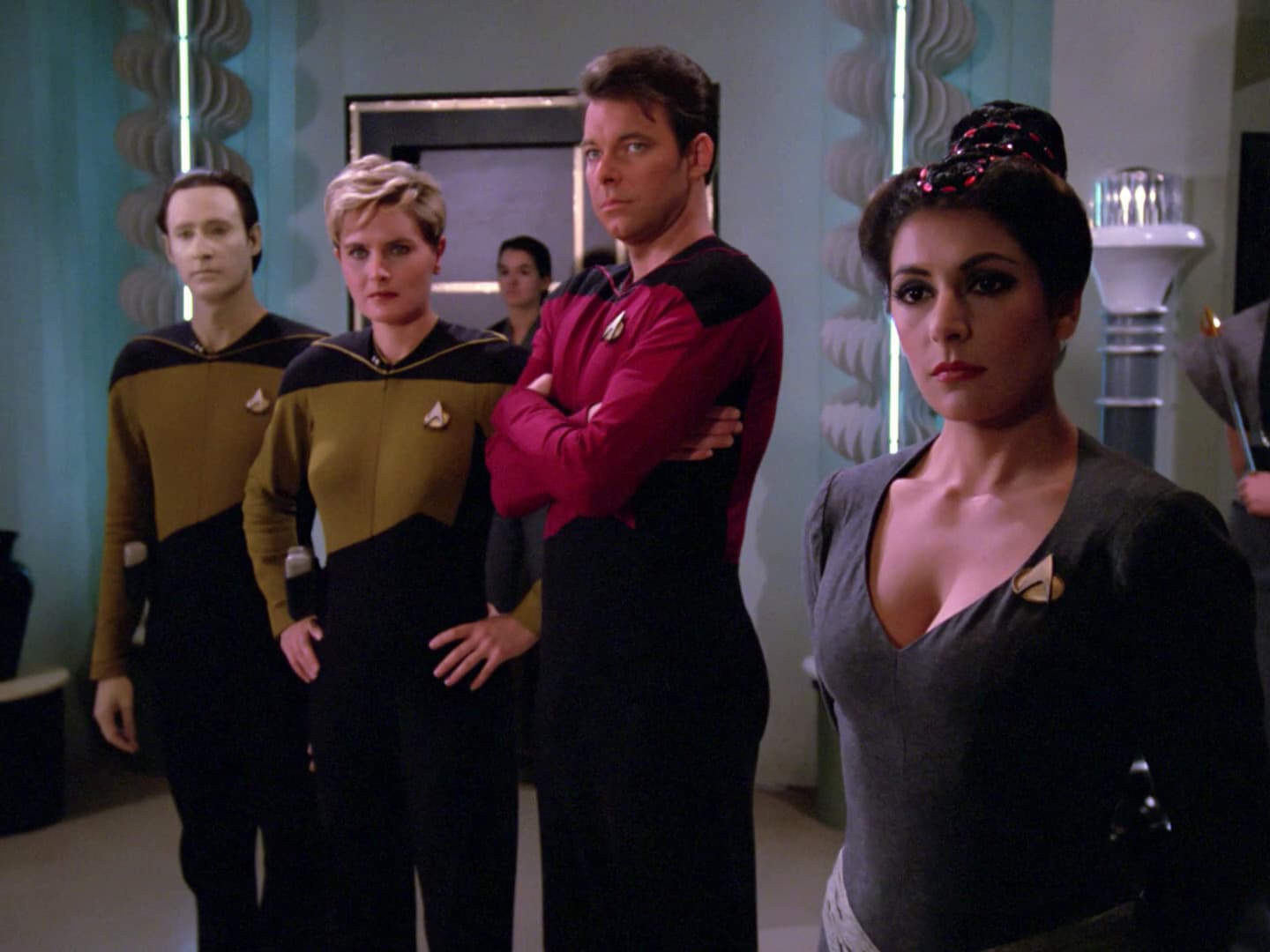 Too Short a Season - Screenshot 4