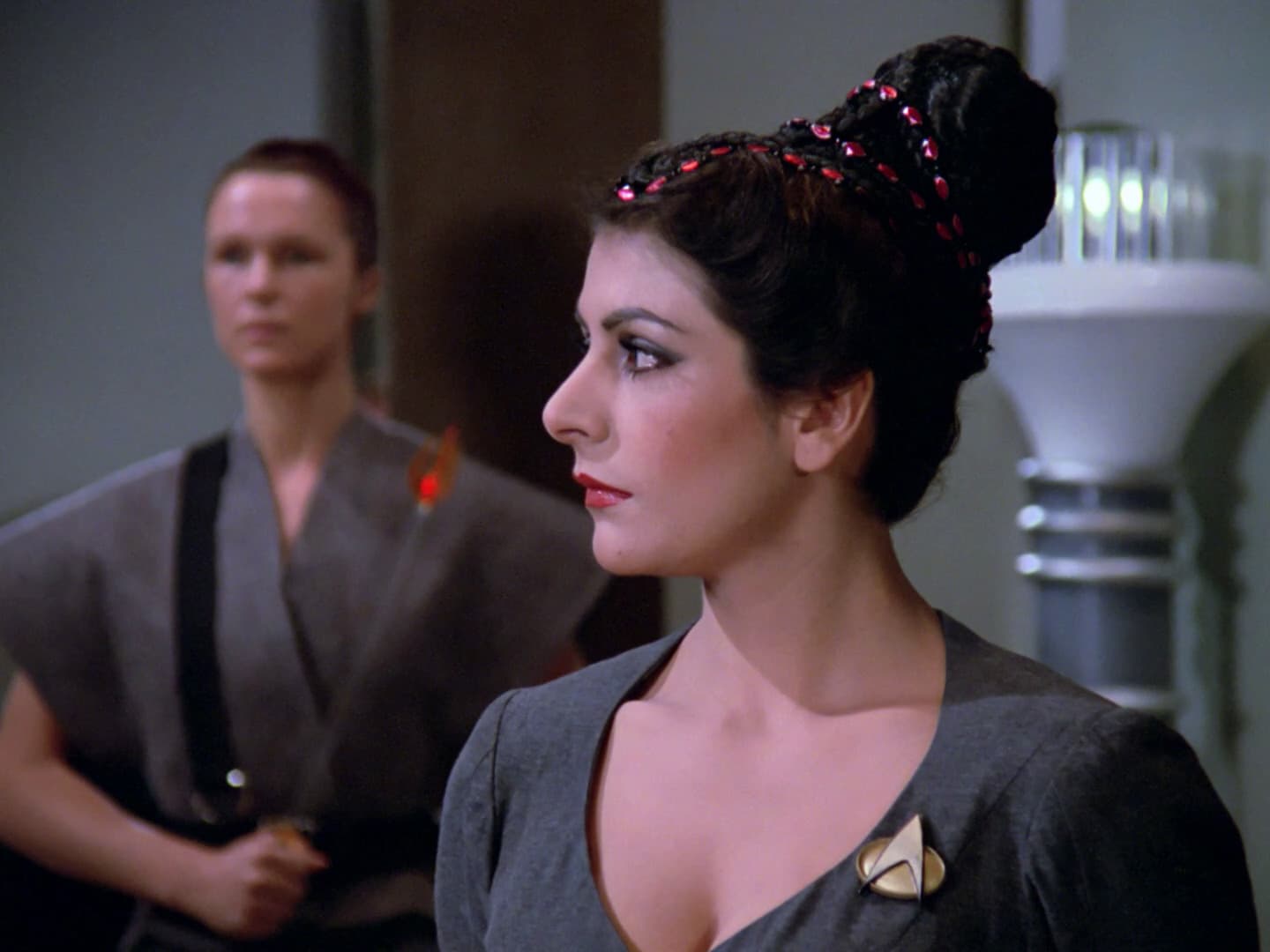 Too Short a Season - Screenshot 5