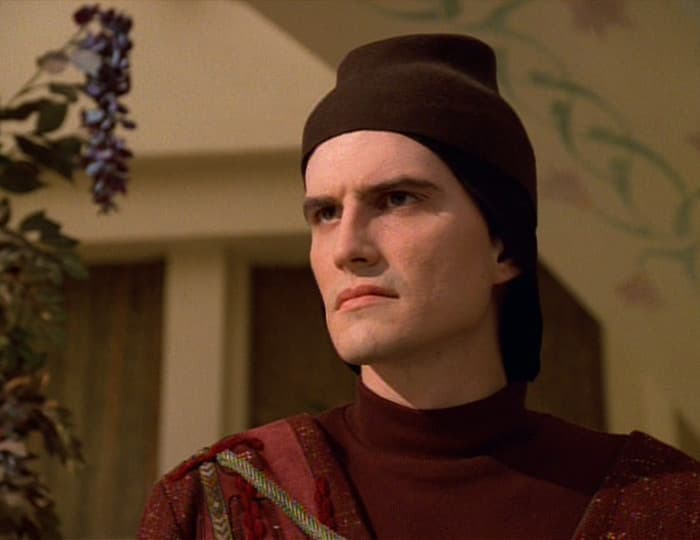 Displaced - Screenshot 10