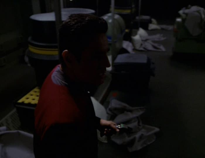 Displaced - Screenshot 12